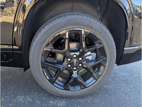 New 2026 Chevrolet Traverse RS w/ LPO, Floor Liner Package image 24