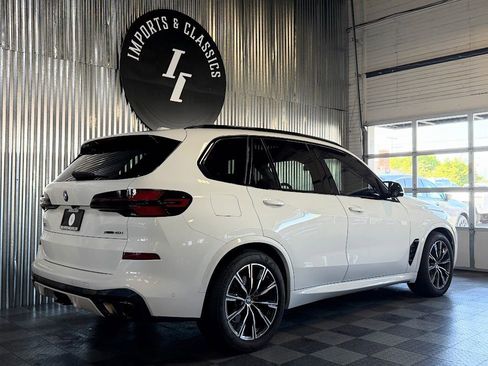 Used 2024 BMW X5 xDrive40i w/ M Sport Package AWD/4WD image 3