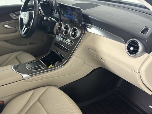 Used 2022 Mercedes-Benz GLC 300 image 18