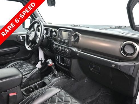 Used 2020 Jeep Gladiator Sport w/ Trailer Tow Package image 12