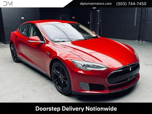 Used 2016 Tesla Model S 70D AWD/4WD image 8