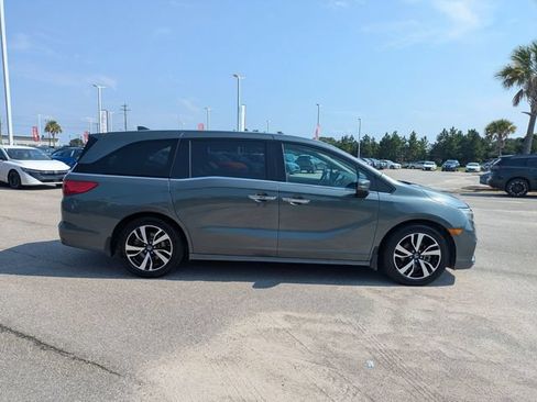 Used 2018 Honda Odyssey Elite image 2