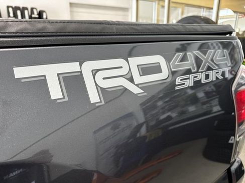 Used 2020 Toyota Tacoma TRD Sport image 31