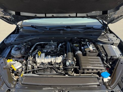Used 2019 Volkswagen Jetta SEL w/ Cold Weather Package FWD image 20