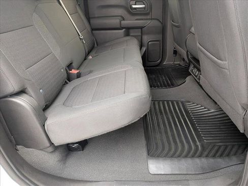 Used 2021 Chevrolet Silverado 1500 LT image 20