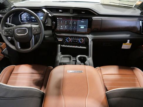 New 2026 GMC Sierra 3500 Denali Ultimate image 7