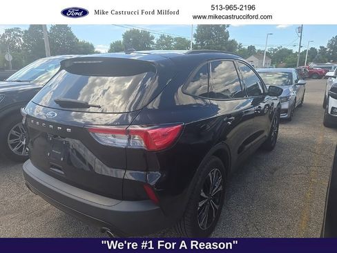 Used 2021 Ford Escape SE w/ SE Sport Appearance Package FWD image 4