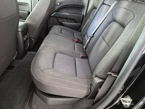 Used 2022 Chevrolet Colorado LT w/ Redline Special Edition RWD image 24