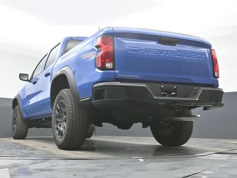 Used 2025 Chevrolet Colorado Trail Boss AWD/4WD image 41