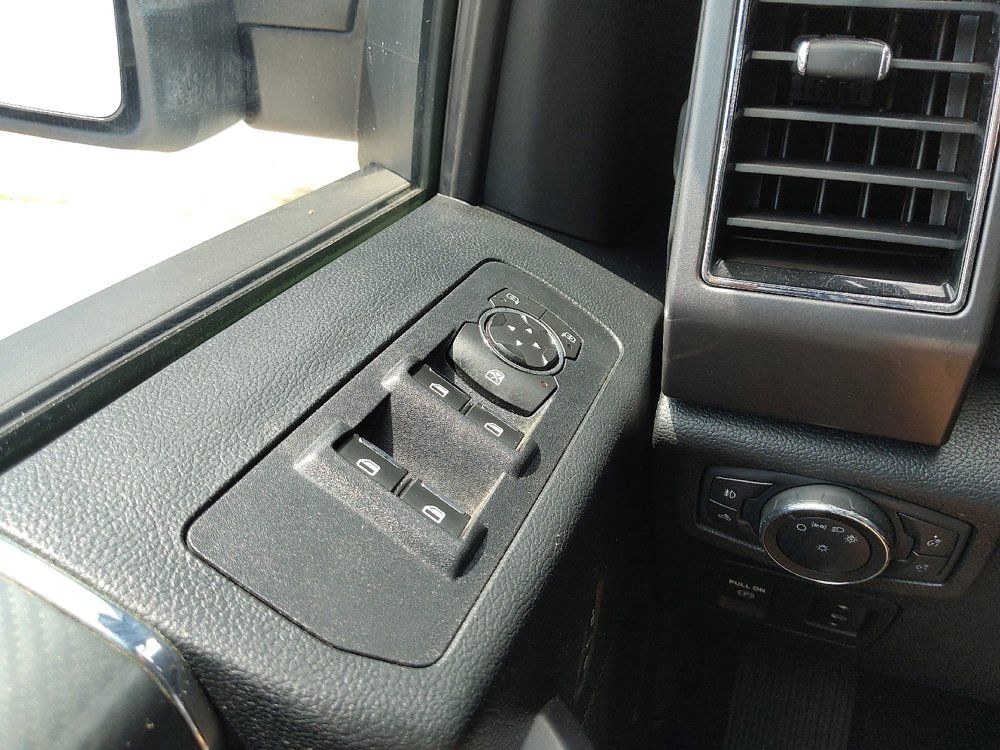 Used 2019 Ford F150 XLT w/ Equipment Group 302A Luxury AWD/4WD image 27