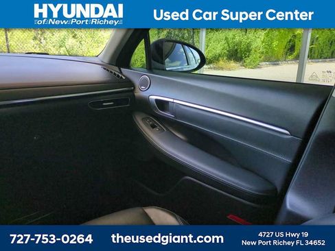 Certified 2021 Hyundai Sonata Limited w/ Cargo Package FWD image 17