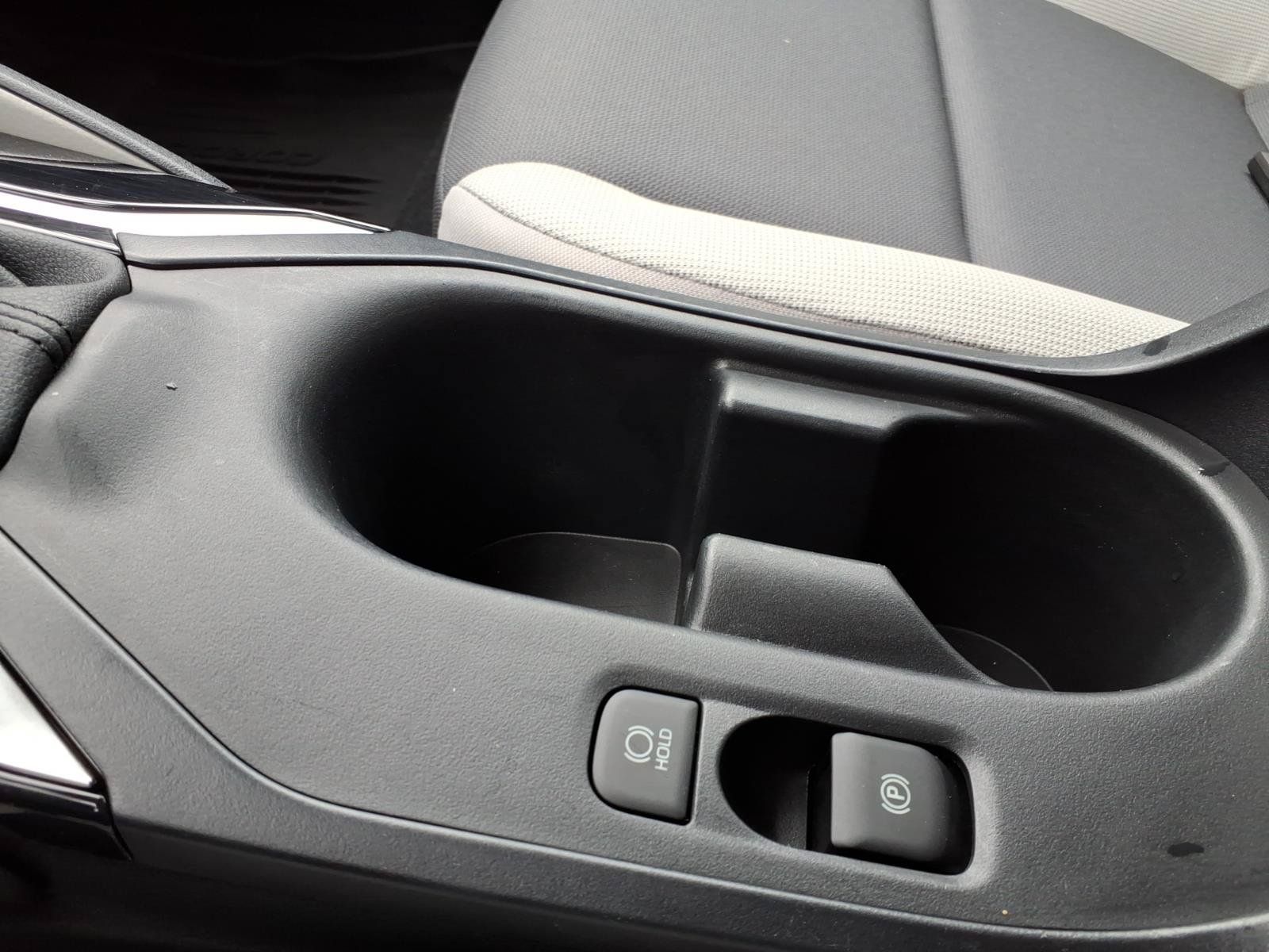 Used 2024 Toyota Corolla LE FWD image 30