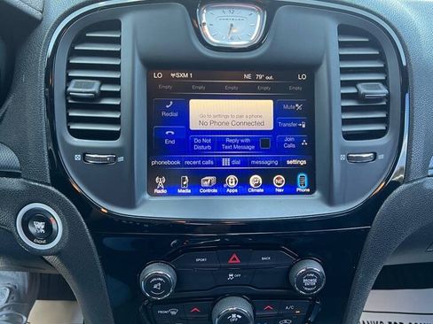 Used 2015 Chrysler 300 S RWD image 26