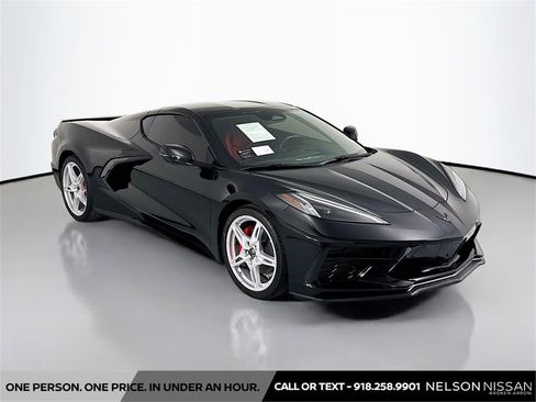 Used 2024 Chevrolet Corvette Stingray Coupe w/ 1LT image 3