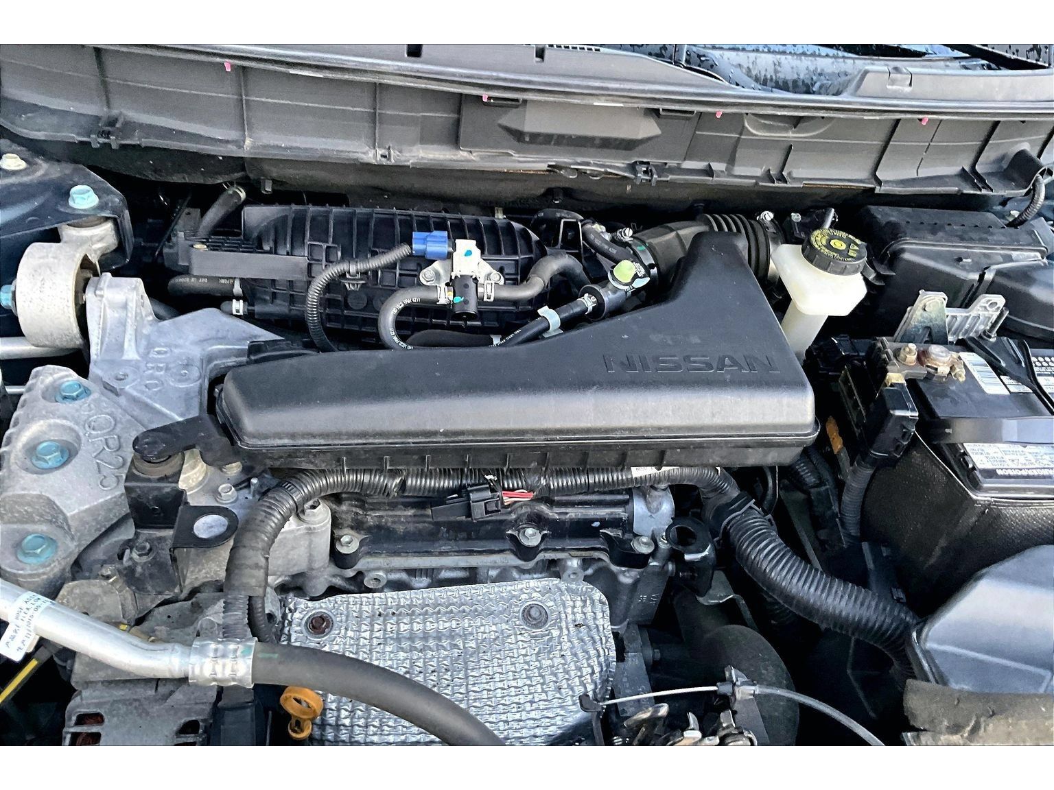 Used 2015 Nissan Rogue S AWD/4WD image 30