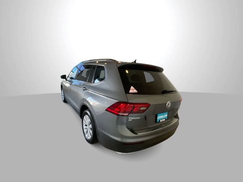 Used 2019 Volkswagen Tiguan SE image 6