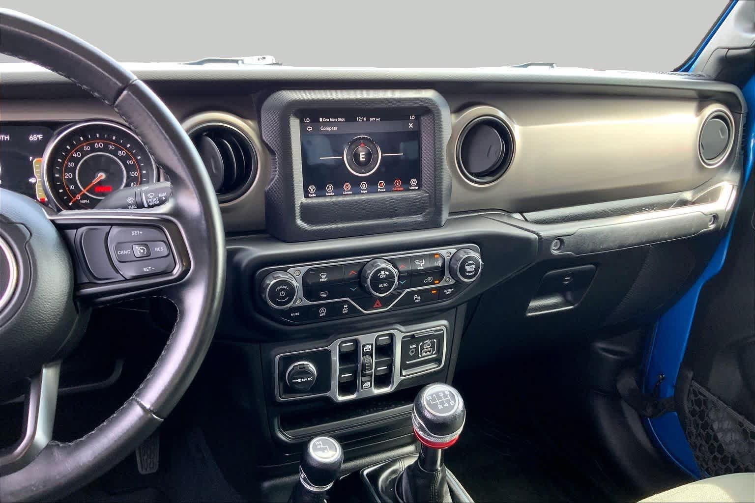 Used 2020 Jeep Gladiator Sport w/ Quick Order Package 23S AWD/4WD image 7
