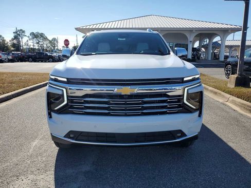 New 2026 Chevrolet Suburban Premier image 10