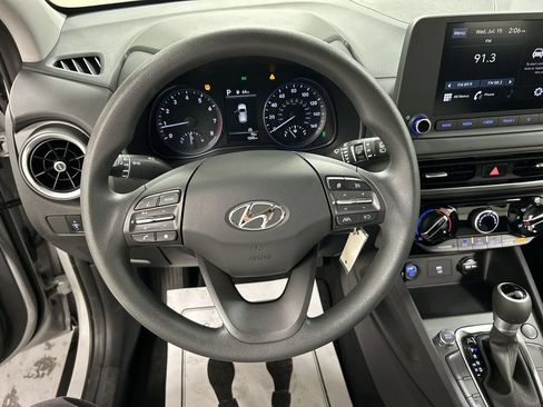 Used 2023 Hyundai Kona SE AWD/4WD image 4