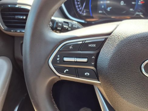 Used 2020 Hyundai Santa Fe SEL w/ Convenience Package image 16