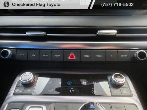 Used 2023 Hyundai Palisade Calligraphy image 18