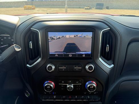 Certified 2021 GMC Sierra 2500 AT4 image 25