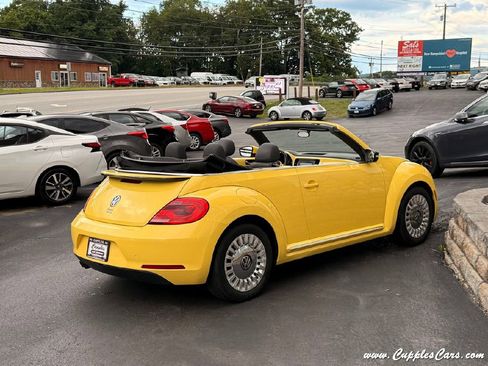 Used 2015 Volkswagen Beetle 1.8T FWD image 9