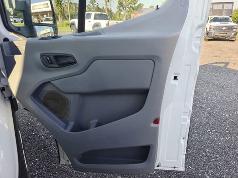 Used 2018 Ford Transit 250 148 Low Roof image 22