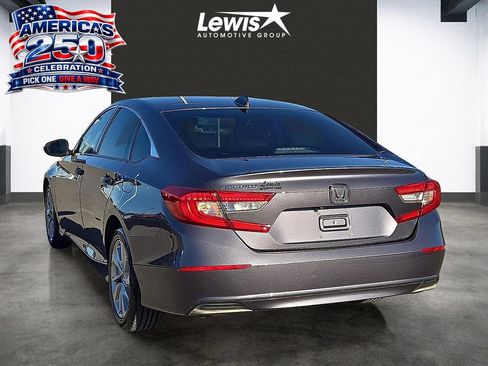 Used 2018 Honda Accord LX image 5