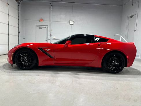 Used 2014 Chevrolet Corvette Stingray Coupe w/ Battery Protection Package image 17