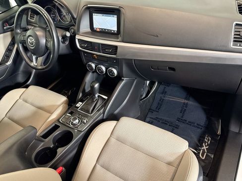 Used 2016 MAZDA CX-5 Touring image 26