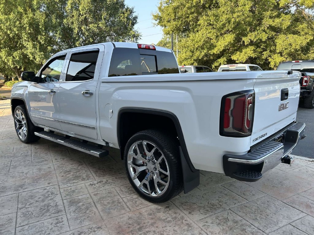 Used 2017 GMC Sierra 1500 SLT AWD/4WD image 4