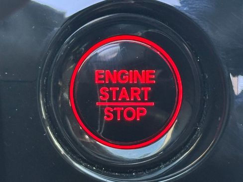 Used 2022 Honda Civic EX image 9