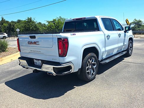Used 2026 GMC Sierra 1500 SLT AWD/4WD image 7