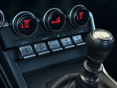 Certified 2022 Subaru BRZ Limited RWD image 18