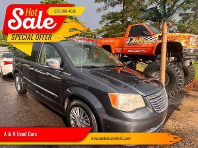 Used 2014 Chrysler Town & Country Touring-L w/ Driver Convenience Group