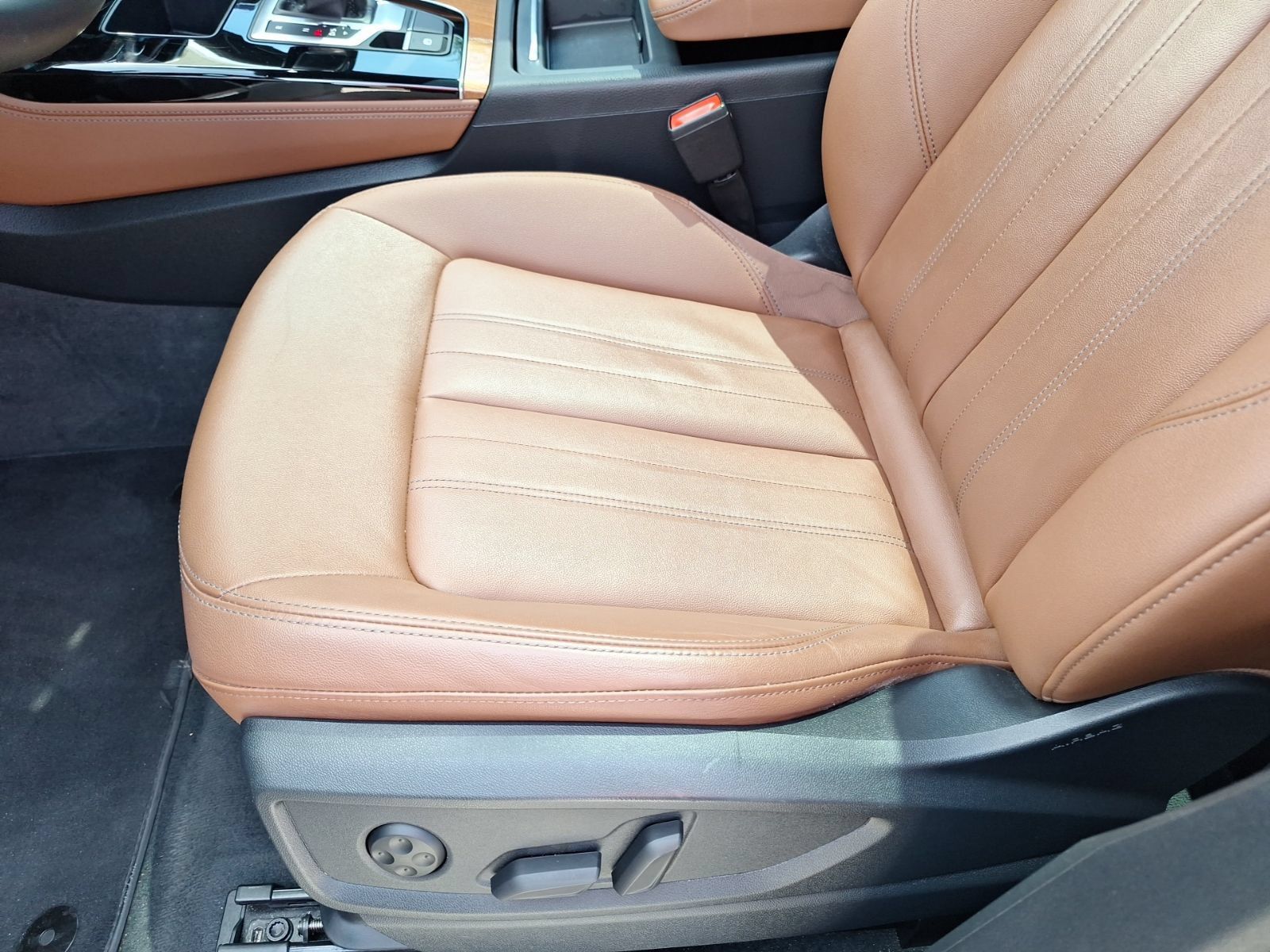 Used 2022 Audi Q5 2.0T Premium Plus AWD/4WD image 17
