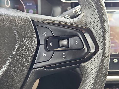 Certified 2023 Chevrolet Bolt EUV LT image 21