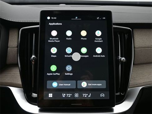 New 2026 Volvo XC90 B6 Plus w/ Protection Package Premier image 20