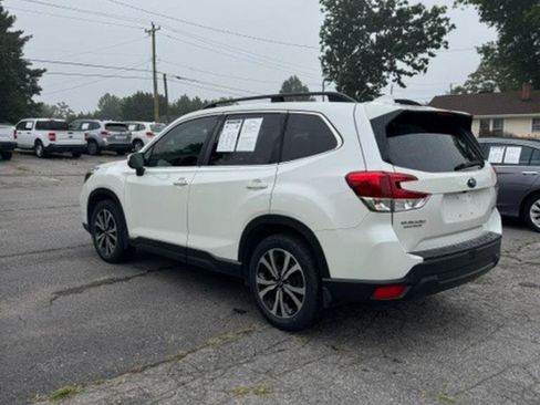 Used 2021 Subaru Forester Limited AWD/4WD image 5