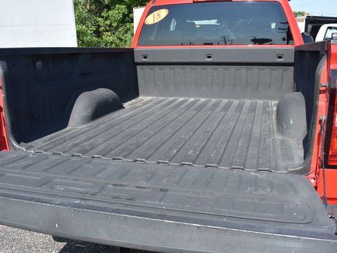Certified 2018 Chevrolet Silverado 1500 LT w/ All Star Edition AWD/4WD image 18