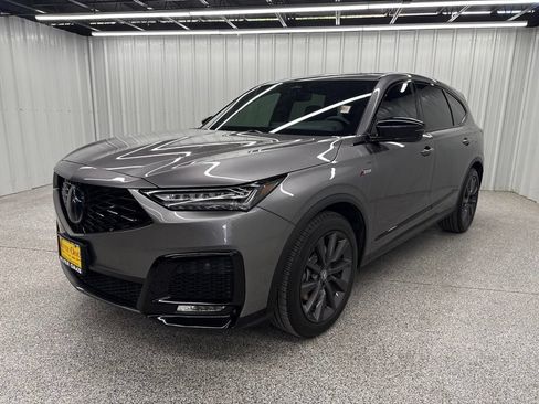 Used 2025 Acura MDX A-Spec AWD/4WD image 3