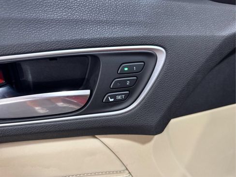 Used 2018 Acura TLX V6 w/ Technology Package FWD image 22