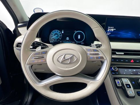 Used 2024 Hyundai Palisade Calligraphy image 17