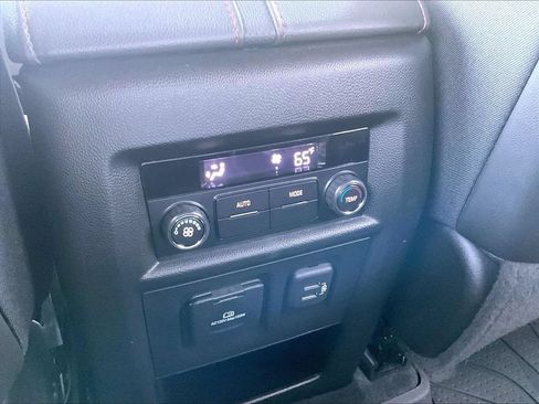Used 2023 Chevrolet Traverse RS w/ LPO, Floor Liner Package AWD/4WD image 12