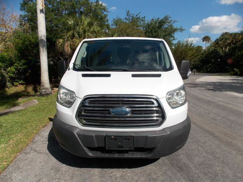 Used 2015 Ford Transit 250 130 Low Roof w/ Exterior Upgrade Package image 15