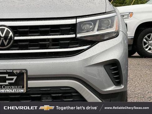 Used 2021 Volkswagen Atlas Cross Sport SE FWD image 4
