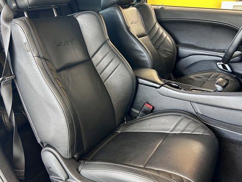 Used 2016 Dodge Challenger SRT RWD image 16