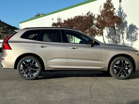 New 2026 Volvo XC60 B5 Plus w/ Climate Package image 6