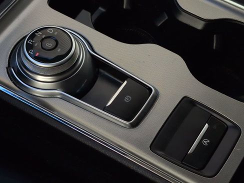 Used 2022 Ford Edge SEL w/ Convenience Package image 25